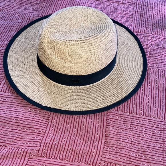 Stylish Tan Wide Brim Hat / Black Band and adjustable inside string to tighten - Picture 3 of 11